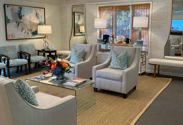 Patient Waiting Room Easley Sc - Cove Dental Care